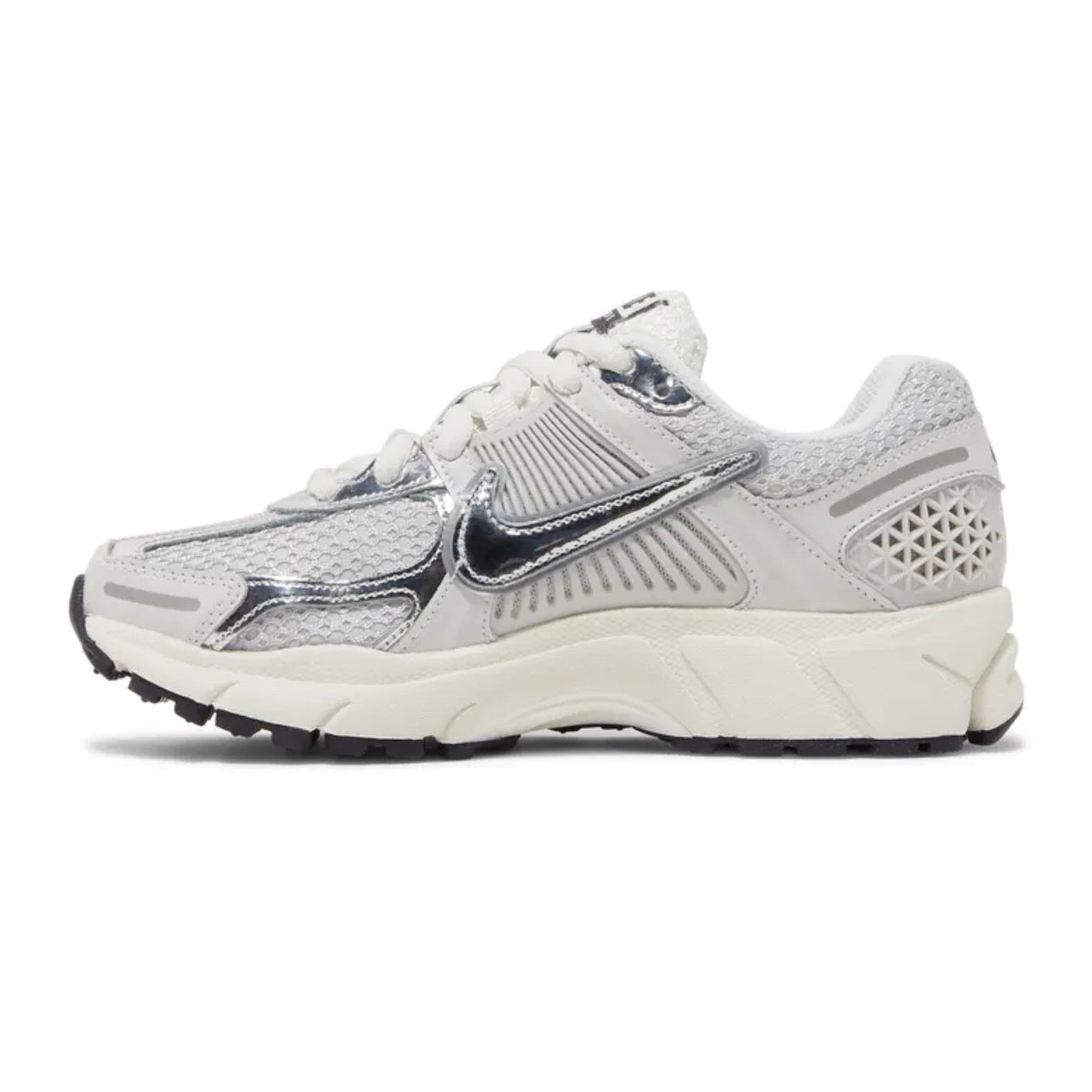 Nike Air Zoom Vomero 5 'Photon Dust Metallic Silver'
