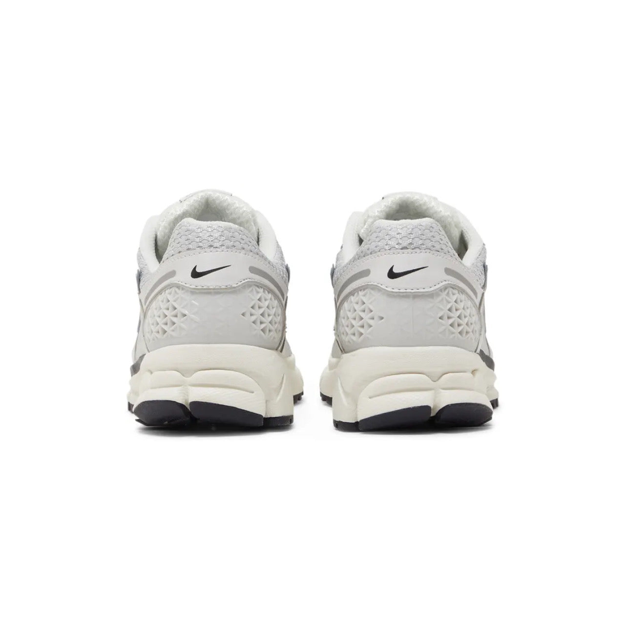 Nike Air Zoom Vomero 5 'Photon Dust Metallic Silver'