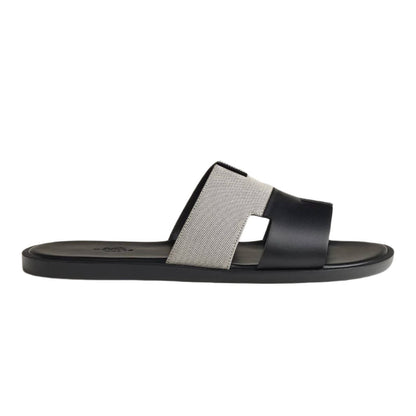 Hermès Izmir sandal Prunoir / Noir