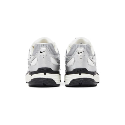 Nike P-6000 – Metallic Silver