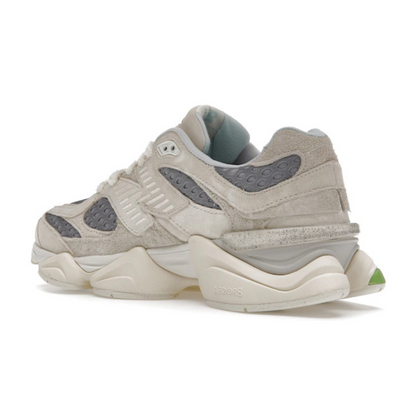 New Balance 9060 – Bricks & Wood